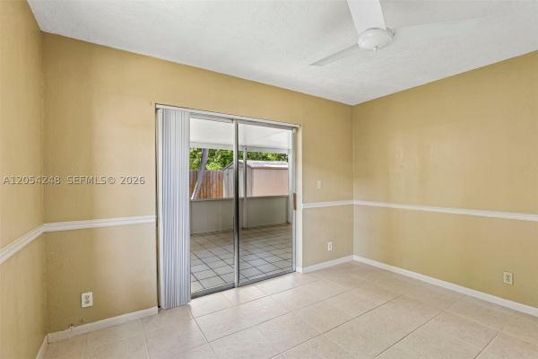 Applegreen, 375 SW 61st Ter, Margate, Florida 33068, image 3