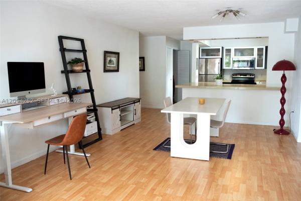 The Park Gardens, 1045 10th St #204, Miami Beach, Florida 33139, image 3