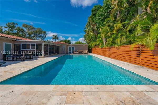 1065 NE 87th St, Unincorporated Dade County, Florida 33138, image 1