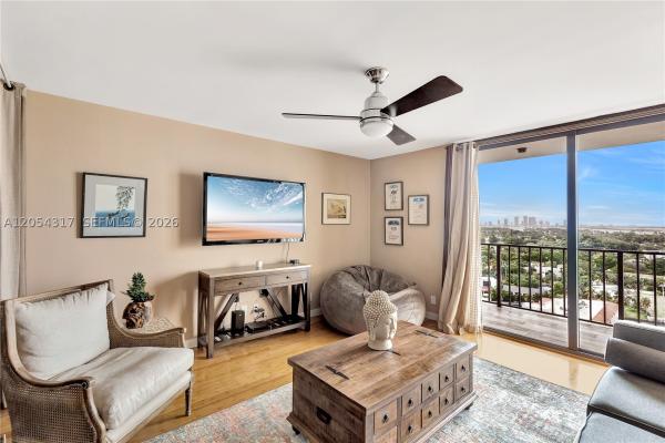 Oceanfront Plaza, 2625 Collins Ave #1609, Miami Beach, Florida 33140, image 3