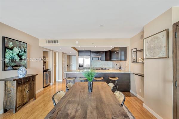Oceanfront Plaza, 2625 Collins Ave #1609, Miami Beach, Florida 33140, image 2