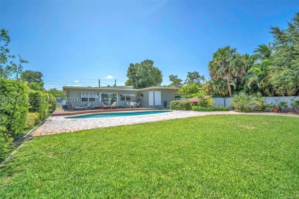 Seawanna, 800 SW 8th Ter, Fort Lauderdale, Florida 33315, image 1