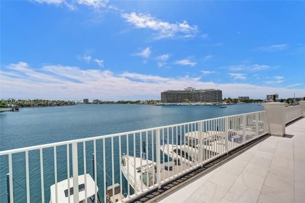 Aquasol, 6770 Indian Creek Dr #T-O, Miami Beach, Florida 33141, image 2