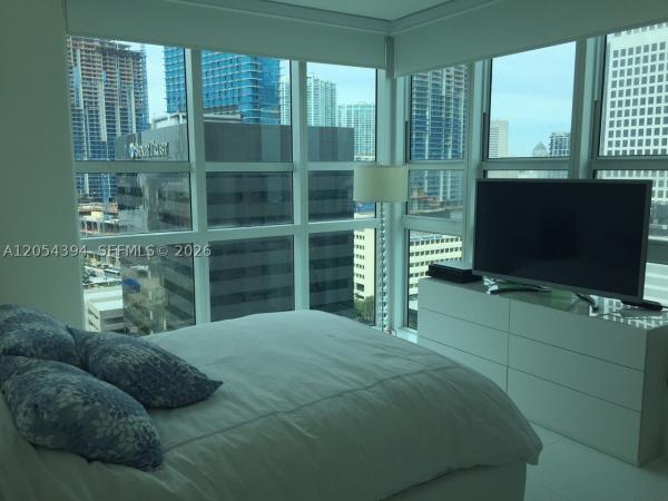 The Plaza On Brickell East, 950 Brickell Bay Dr #1900, Miami, Florida 33131, image 2
