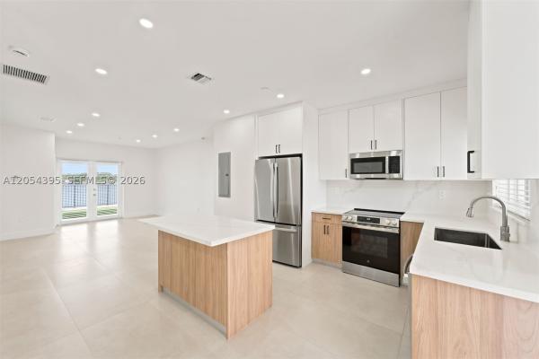 4732 SW 87th Ct #4732, Miami, Florida 33165, image 2