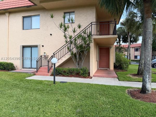 Racquet Club At Bonaventure, 178 Lakeview Dr #101, Weston, Florida 33326, image 3