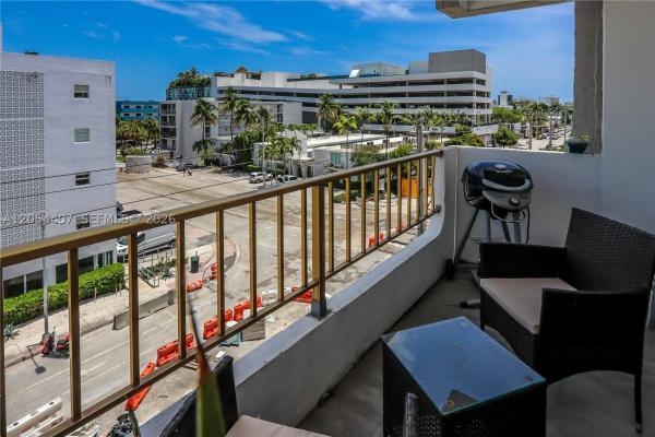 West Avenue, 1580 West Ave #504, Miami Beach, Florida 33139, image 2