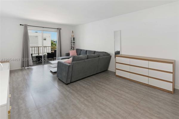 West Avenue, 1580 West Ave #504, Miami Beach, Florida 33139, image 1