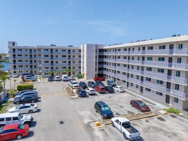 Vista Del Lago, 9917 W Okeechobee Rd #3-306, Hialeah Gardens, Florida 33016, image 2