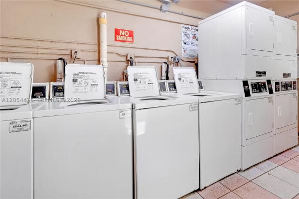Santona, 6580 E Santona St #A37, Coral Gables, Florida 33146, image 2