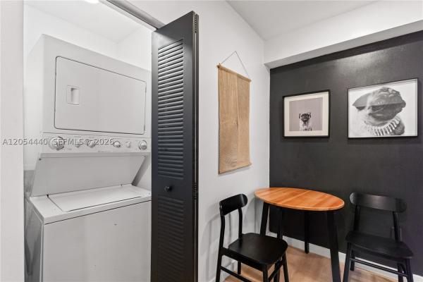 Deco, 810 7th St #102, Miami Beach, Florida 33139, image 2