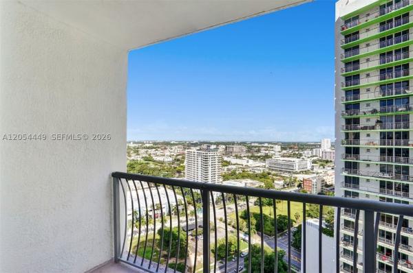 Opera Tower, 1750 N Bayshore Dr #2911, Miami, Florida 33132, image 2