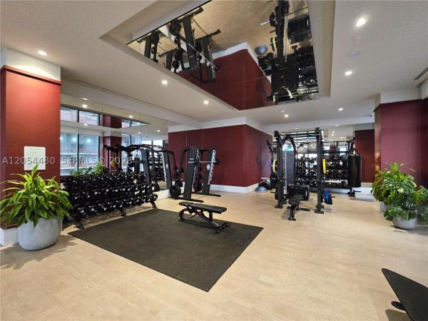 11 NE 6th St #2102, Miami, Florida 33132, image 2