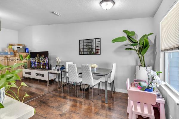 Las Palmas, 170 NW 9th Ave, Florida City, Florida 33034, image 1