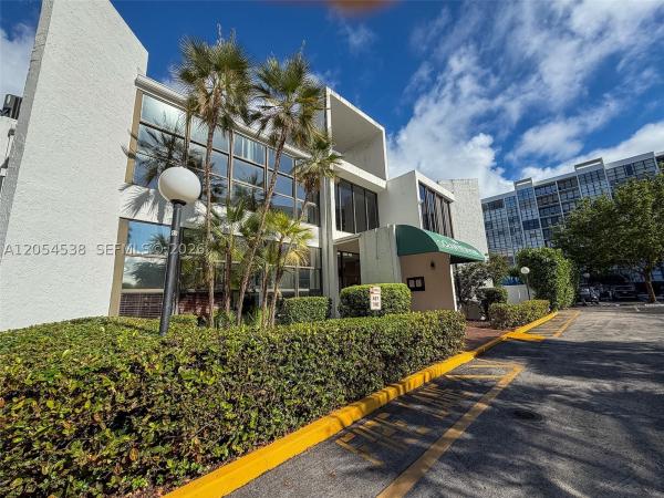 Oceanview Park, 1000 Parkview Dr #531, Hallandale Beach, Florida 33009, image 2