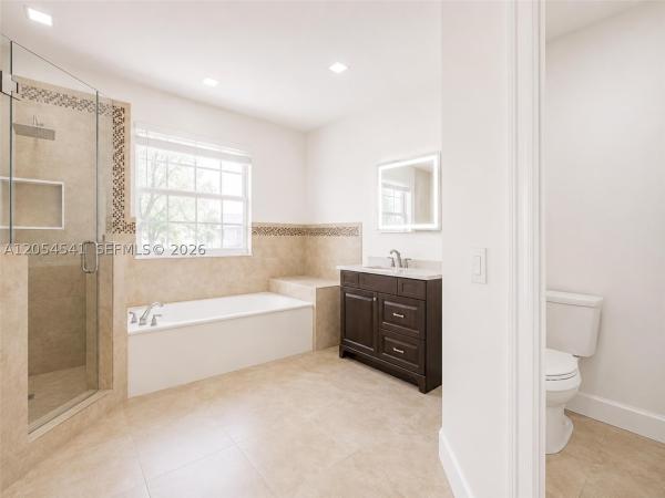 St Croix At Doral Isles, 10956 NW 73rd St, Doral, Florida 33178, image 2