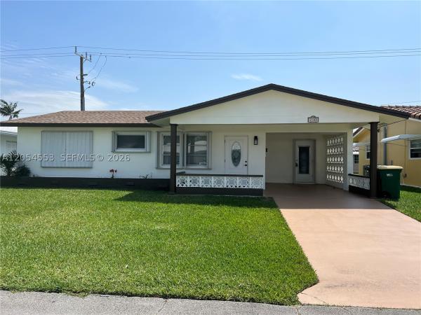 Mainlands Of Tamarac Lakes, 4108 NW 47th Ct, Tamarac, Florida 33319, image 3