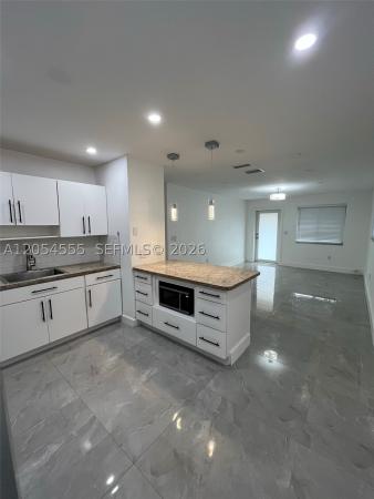 Silver Bluff Gardens, 2783 SW 33rd Ave, Miami, Florida 33133, image 1