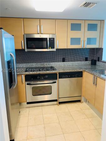 Skyline On Brickell, 2101 Brickell Ave #2611, Miami, Florida 33129, image 3