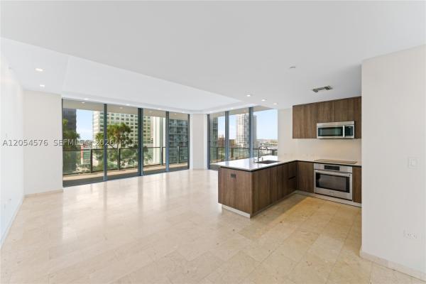 Rise Brickell City Centre, 88 SW 7th St #712, Miami, Florida 33130, image 3