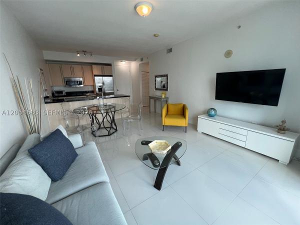 Axis On Brickell North, 1111 SW 1st Ave #3121-N, Miami, Florida 33130, image 3