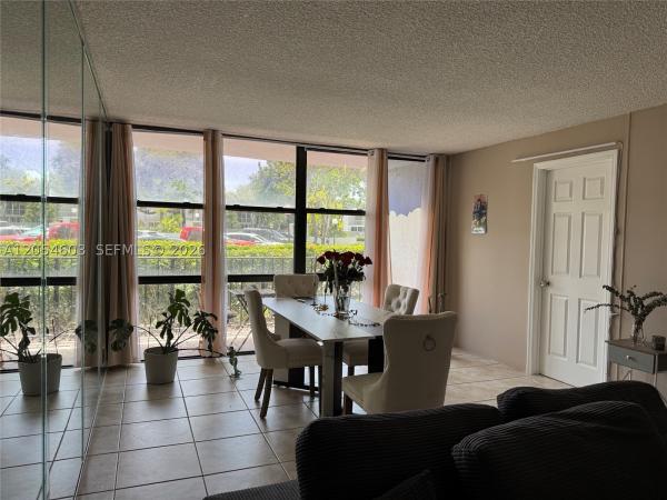 Oceanview Park, 1000 Parkview Dr #107, Hallandale Beach, Florida 33009, image 3