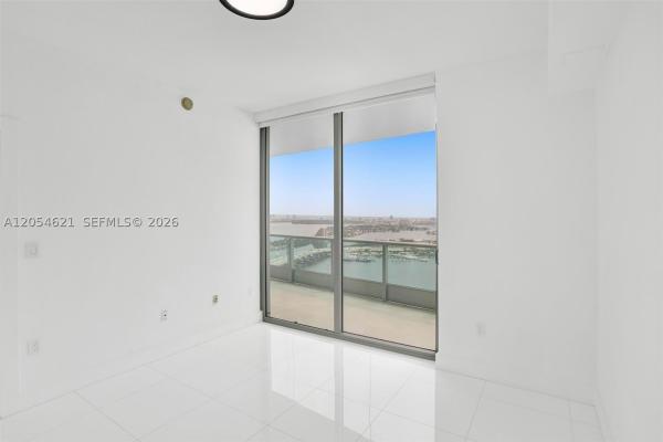 900 Biscayne Bay, 900 Biscayne Blvd #4803, Miami, Florida 33132, image 2