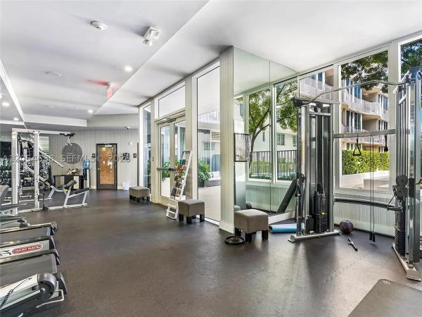 ArtePark North, 2155 Washington Ct #210, Miami Beach, Florida 33139, image 2