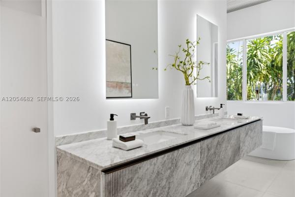 Hialeah Golf Course, 188 Cherokee St, Miami Springs, Florida 33166, image 3