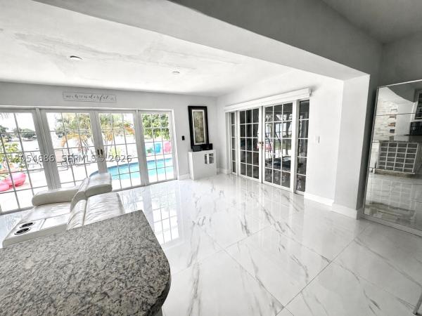 Pasadena Lakes, 8641 NW 19th St, Pembroke Pines, Florida 33024, image 2