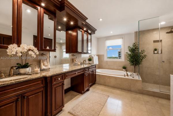 Padua At Deering Bay, 13633 Deering Bay Dr #285, Coral Gables, Florida 33158, image 2