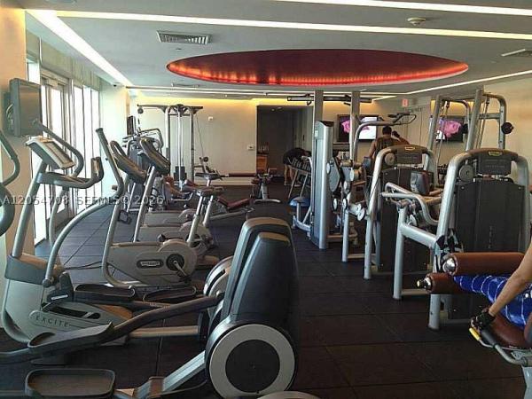 500 Brickell East, 500 Brickell Ave #2200, Miami, Florida 33131, image 3