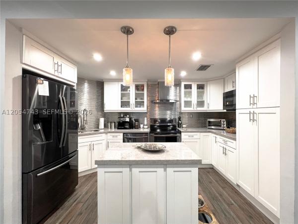 Brickell Bay Tower, 1408 Brickell Bay Dr #212, Miami, Florida 33131, image 3