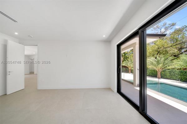 Washington Place, 899 NE 71st St, Miami, Florida 33138, image 2