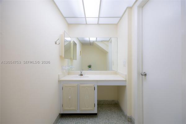 9365 Fontainebleau Blvd #E-205, Unincorporated Dade County, Florida 33172, image 2