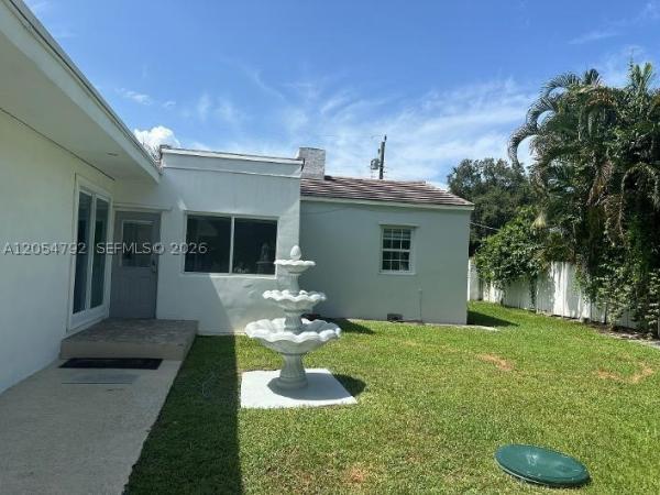 Biscayne Lawn, 1102 NE 117th St, Biscayne Park, Florida 33161, image 3