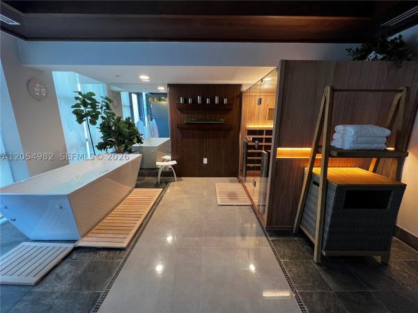 Mei, 5875 Collins Ave #401, Miami Beach, Florida 33140, image 2