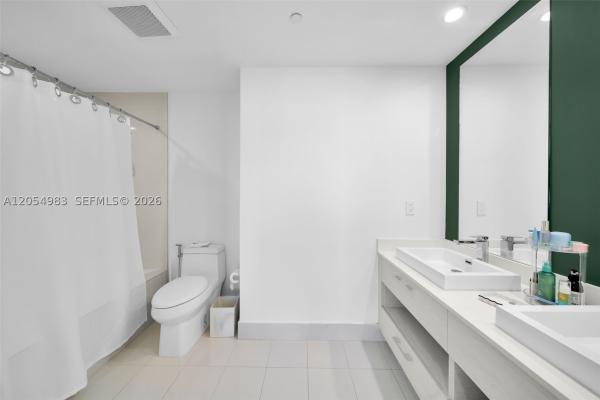 Brickell Heights East, 45 SW 9th St #3909, Miami, Florida 33130, image 3