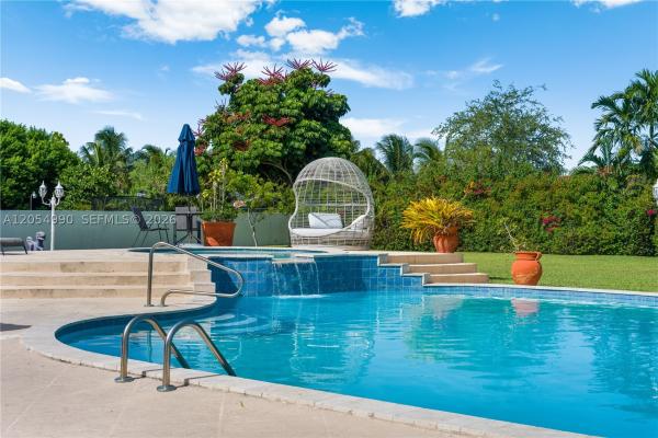 2605 SW 115th Ave, Unincorporated Dade County, Florida 33165, image 3