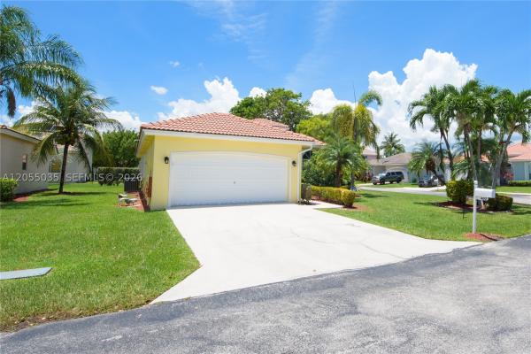 North Gate, 460 SE 24th Dr, Homestead, Florida 33033, image 3