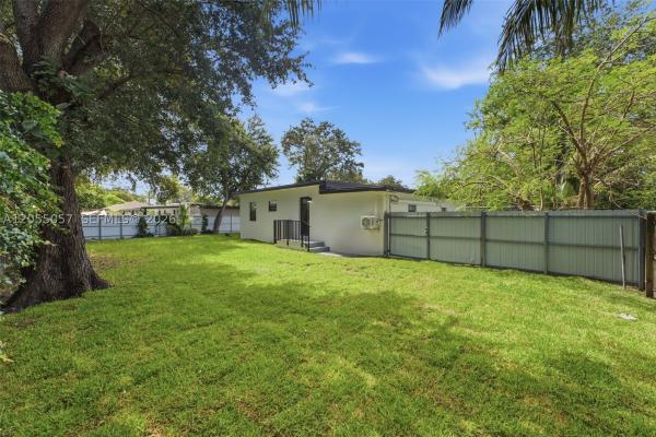 2315 NW 97th St, Unincorporated Dade County, Florida 33147, image 3