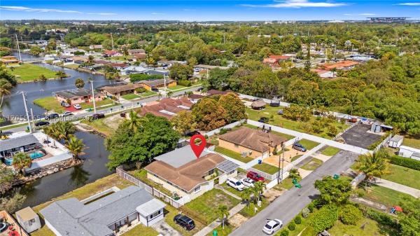 Sunny Lakes Estates, 17120 NW 17th Ct, Miami Gardens, Florida 33056, image 3