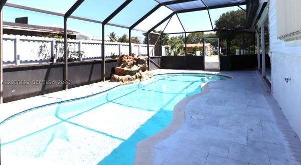 Boulevard Heights, 141 Mcarthur Pkwy #A, Pembroke Pines, Florida 33024, image 2