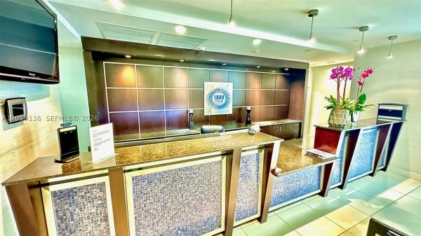 1800 Club, 1800 N Bayshore Dr #1906, Miami, Florida 33132, image 3