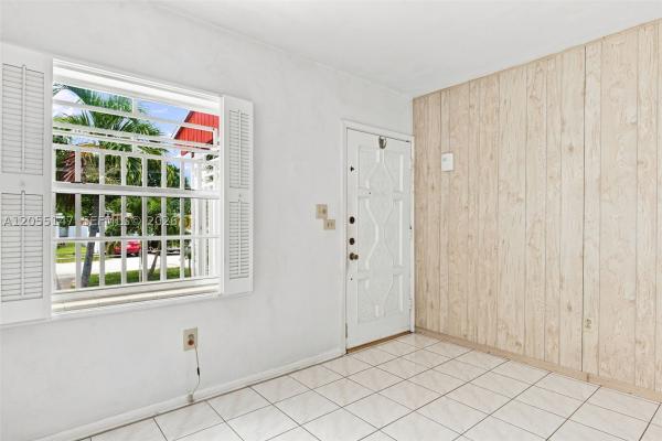 636 E 48th St, Hialeah, Florida 33013, image 3