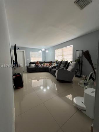 Hialeah Residential, 465 E 13th St #467A, Hialeah, Florida 33010, image 3