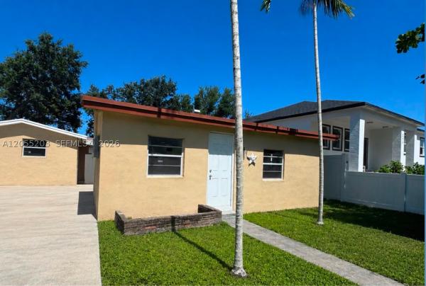 Sun Gardens, 217 NW 14th Ct, Dania Beach, Florida 33004, image 3