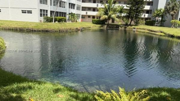 1660 NE 191st St #110-1, Unincorporated Dade County, Florida 33179, image 3