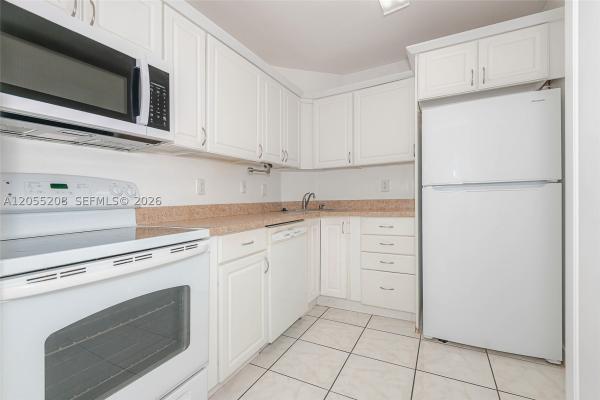 Oakland Shores, 3101 Oakland Shores Dr #H105, Oakland Park, Florida 33309, image 2