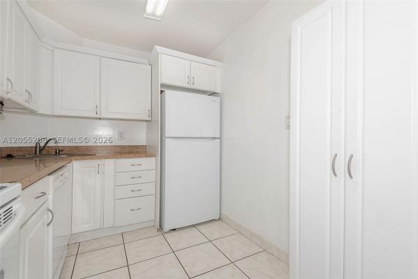 Oakland Shores, 3101 Oakland Shores Dr #H105, Oakland Park, Florida 33309, image 1